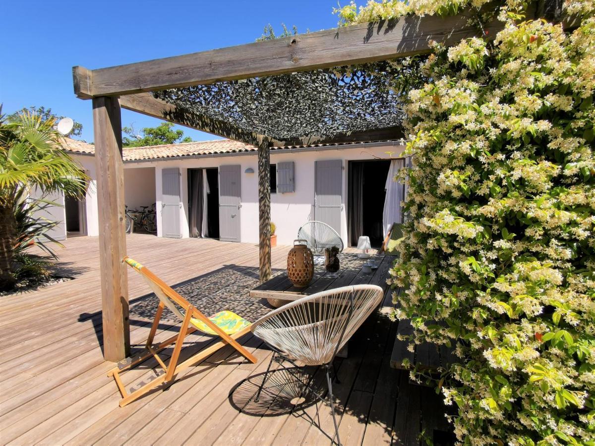 Derriere La Plage : Suite, Patio Et Pergola Le Bois-Plage-en-Re Exterior photo